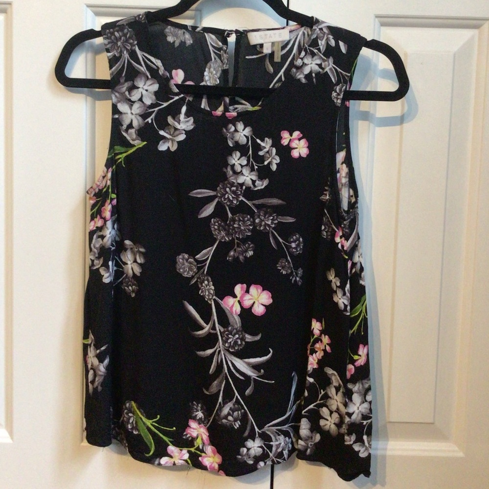 1 State Split Back Floral Tank